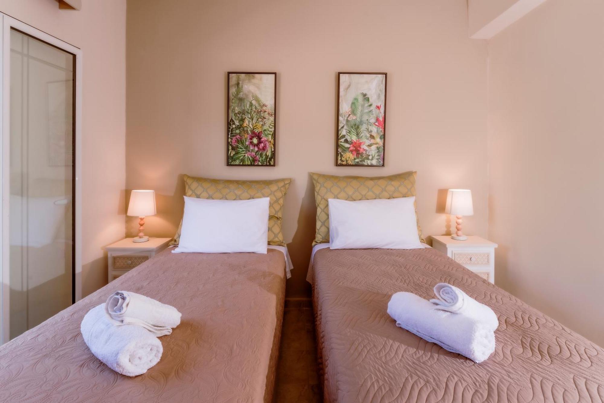 Roxa Seaview Apartment Agios Leon Bagian luar foto